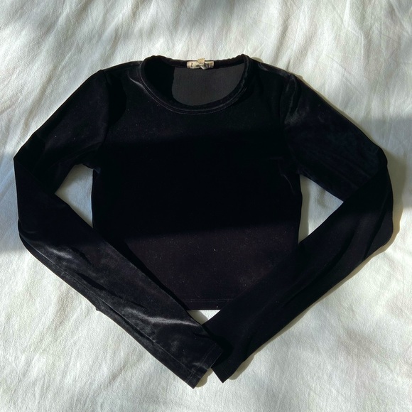 Velvet crop top - Picture 1 of 3